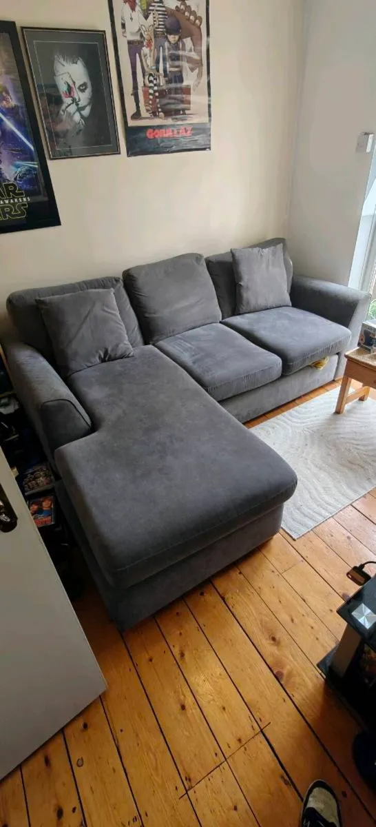 L shaped Couch - Image 1