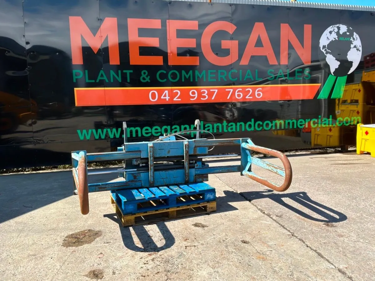 ALBUTT F450  BALE SQUEEZE / GRAB..............755p - Image 2