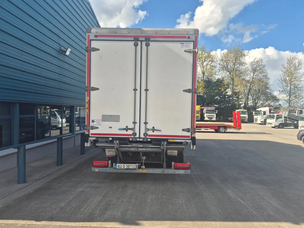 2016 DAF LF 220 18TON CURTAIN - Image 4