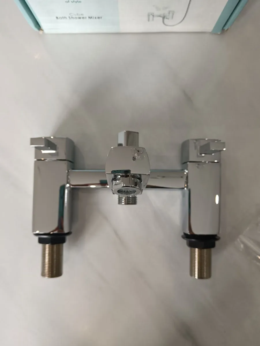 2 x Cube Bath Shower Mixers - Image 2