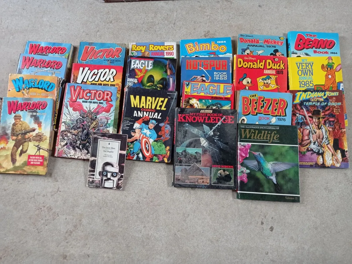 Vintage books comics - Image 2