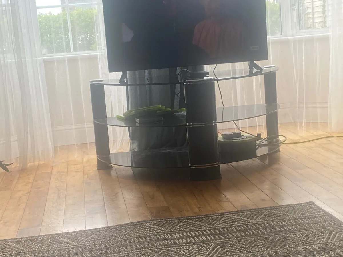 Tv stand