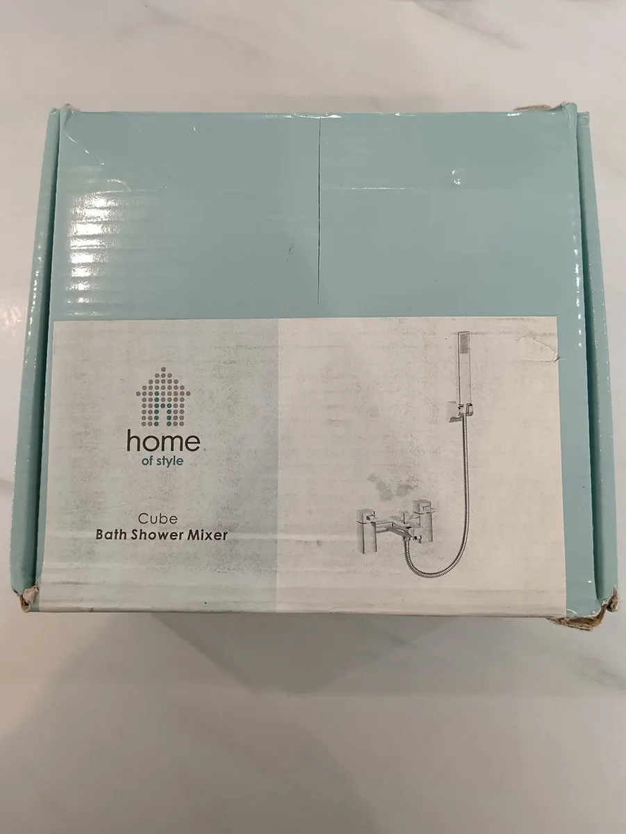 2 x Cube Bath Shower Mixers - Image 3