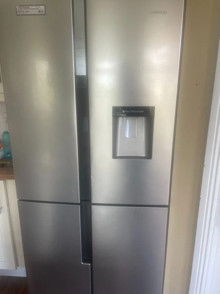 American fridge freezer - Image 1