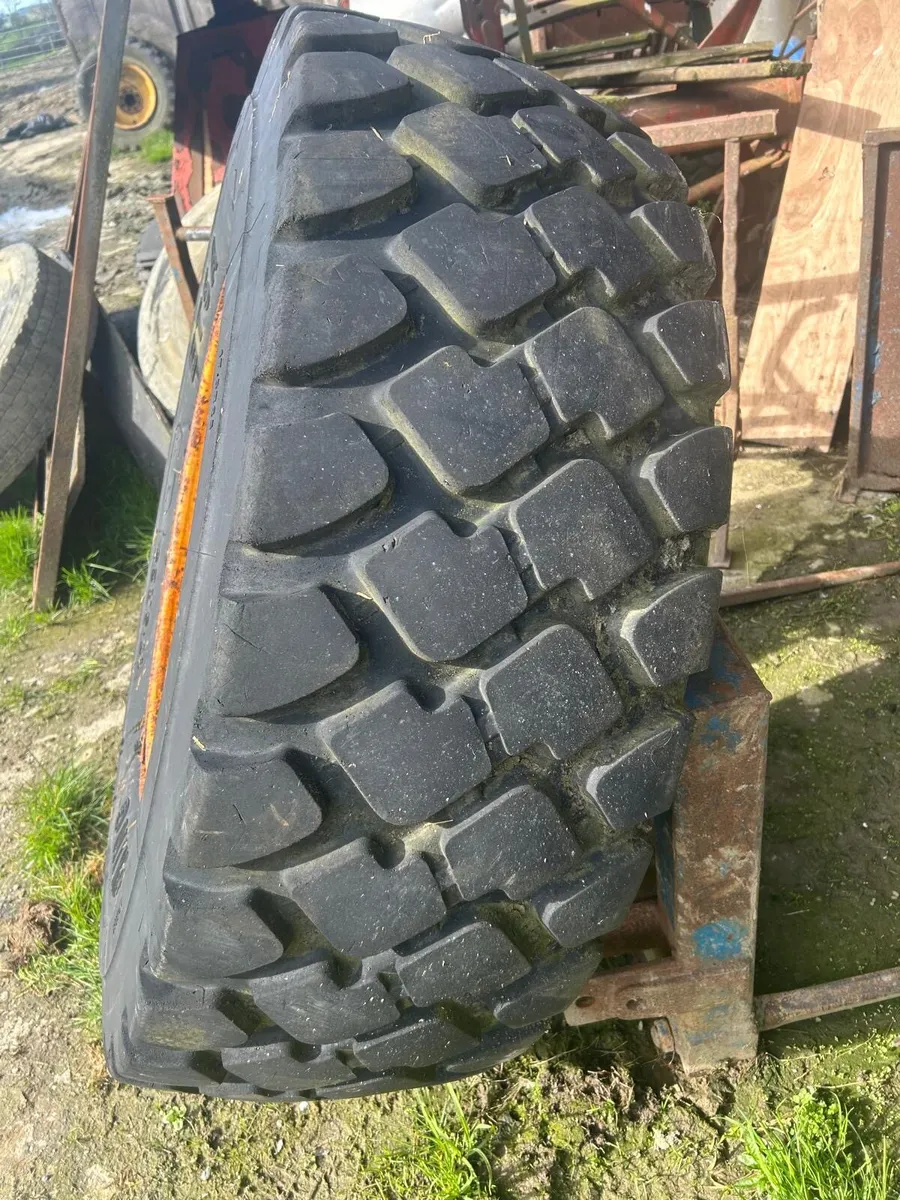 17.5 R 25 wheels - Image 2