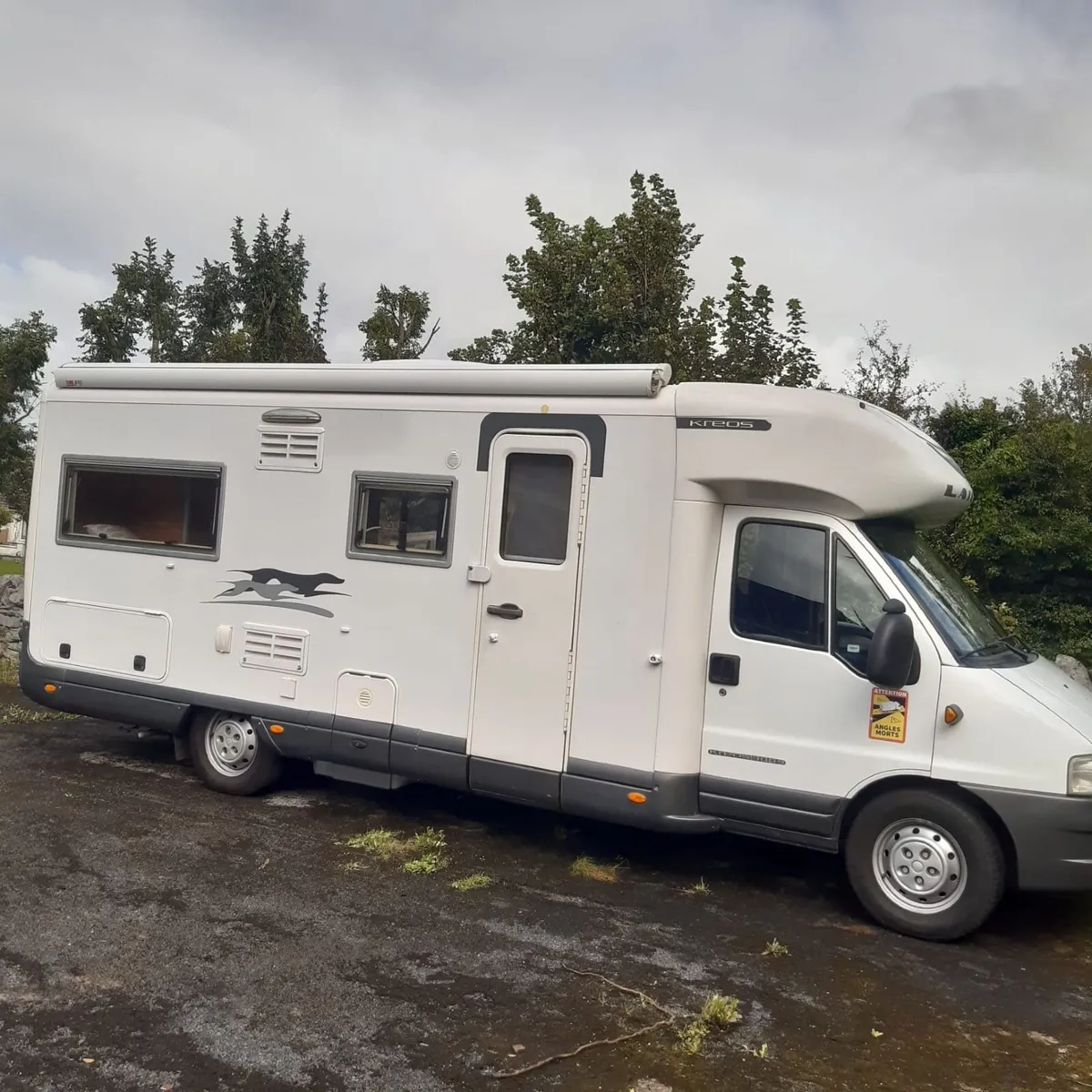 Camper Van - Image 1