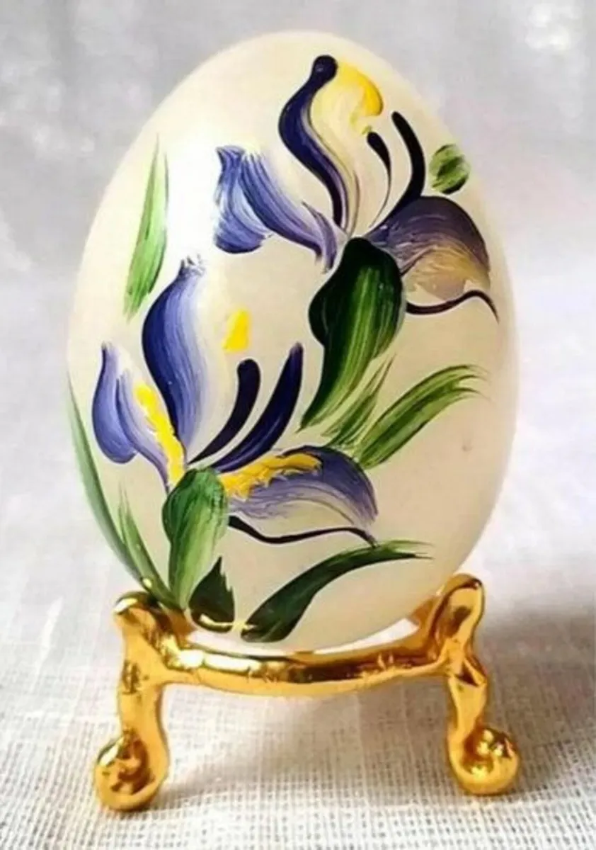 Vintage Authentic Italian White Stone Egg - Image 2