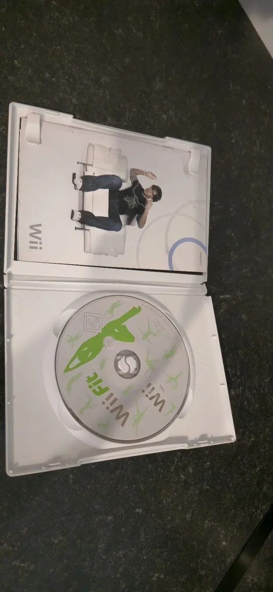 Wii  BOARD SPORT GAME  & GAME CD Wii FIT - Image 4
