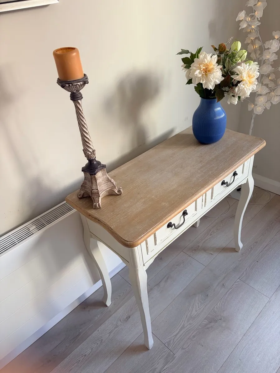 Console table - Image 2