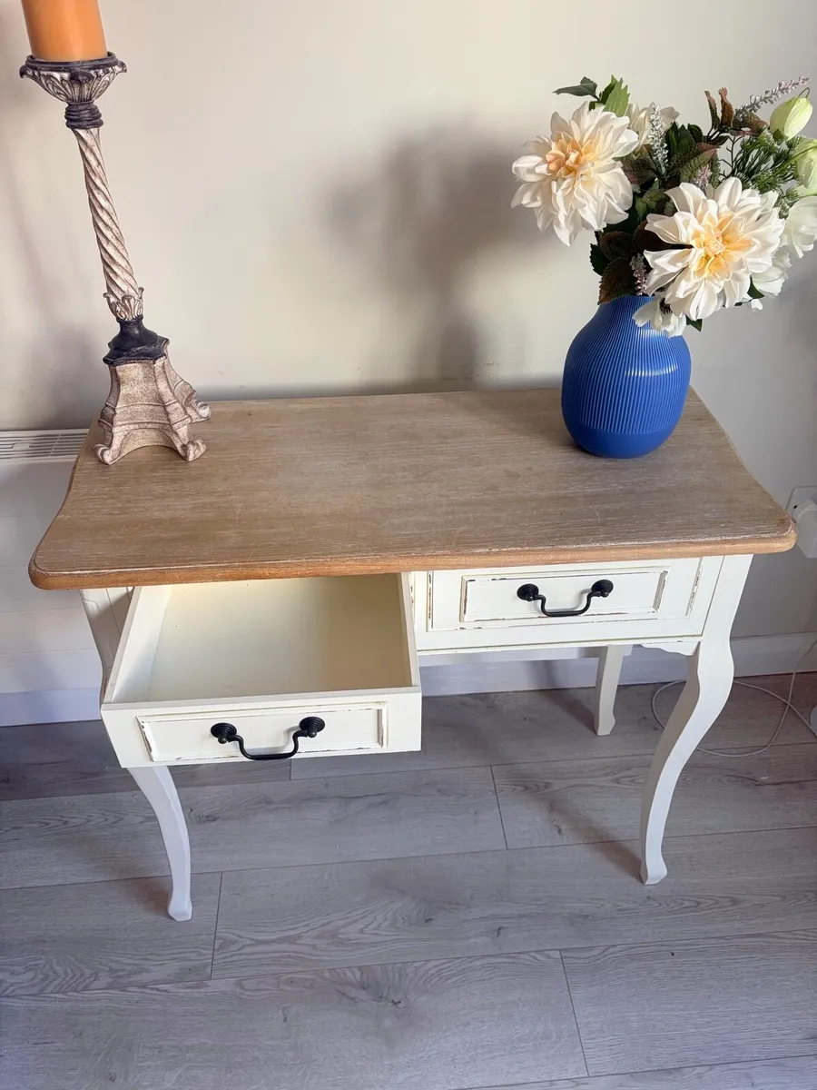 Console table - Image 3