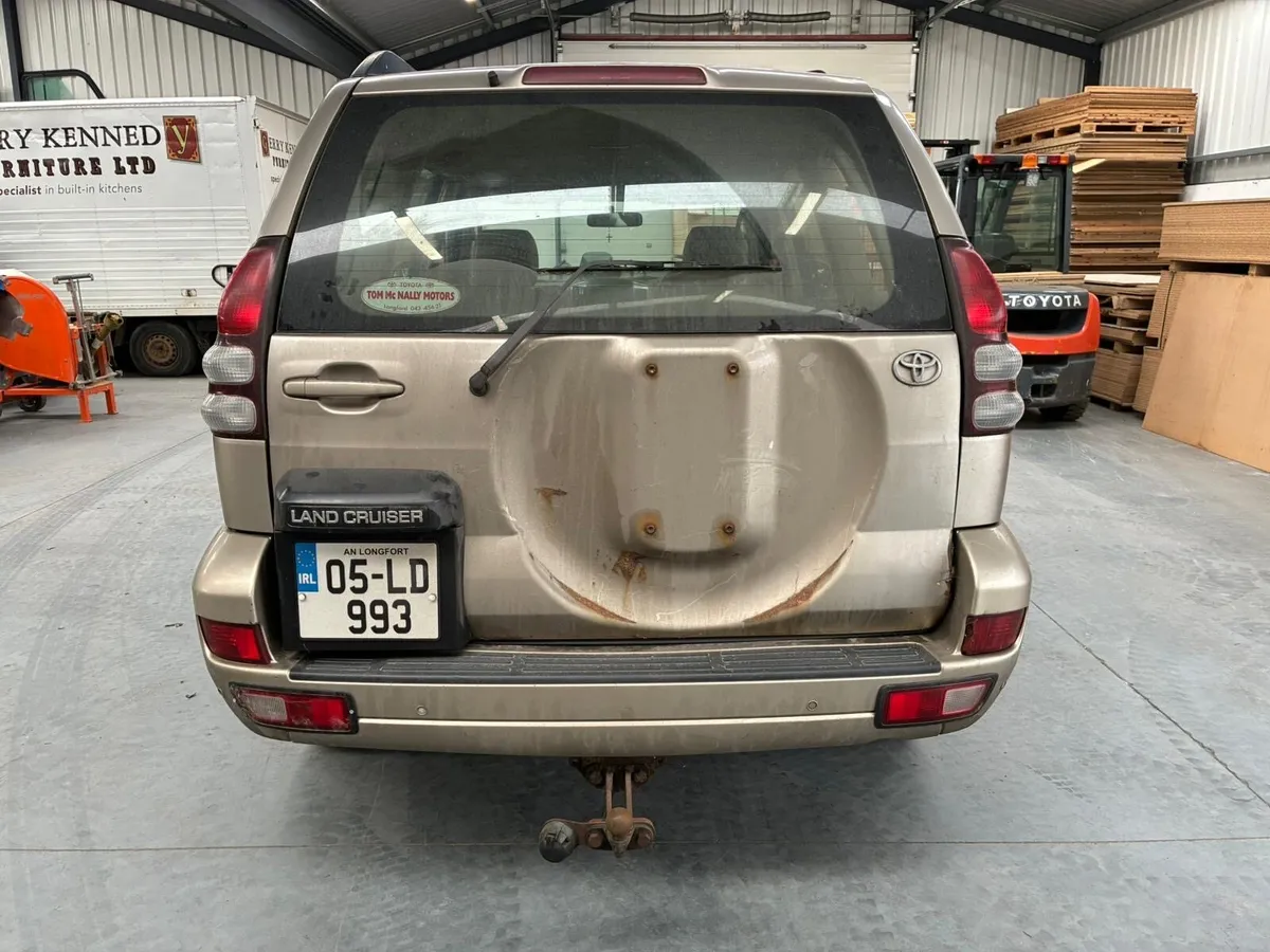 Toyota landcruiser - Image 4