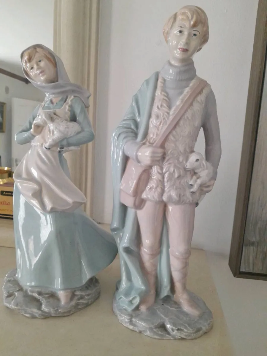 Antique ornaments - Image 1