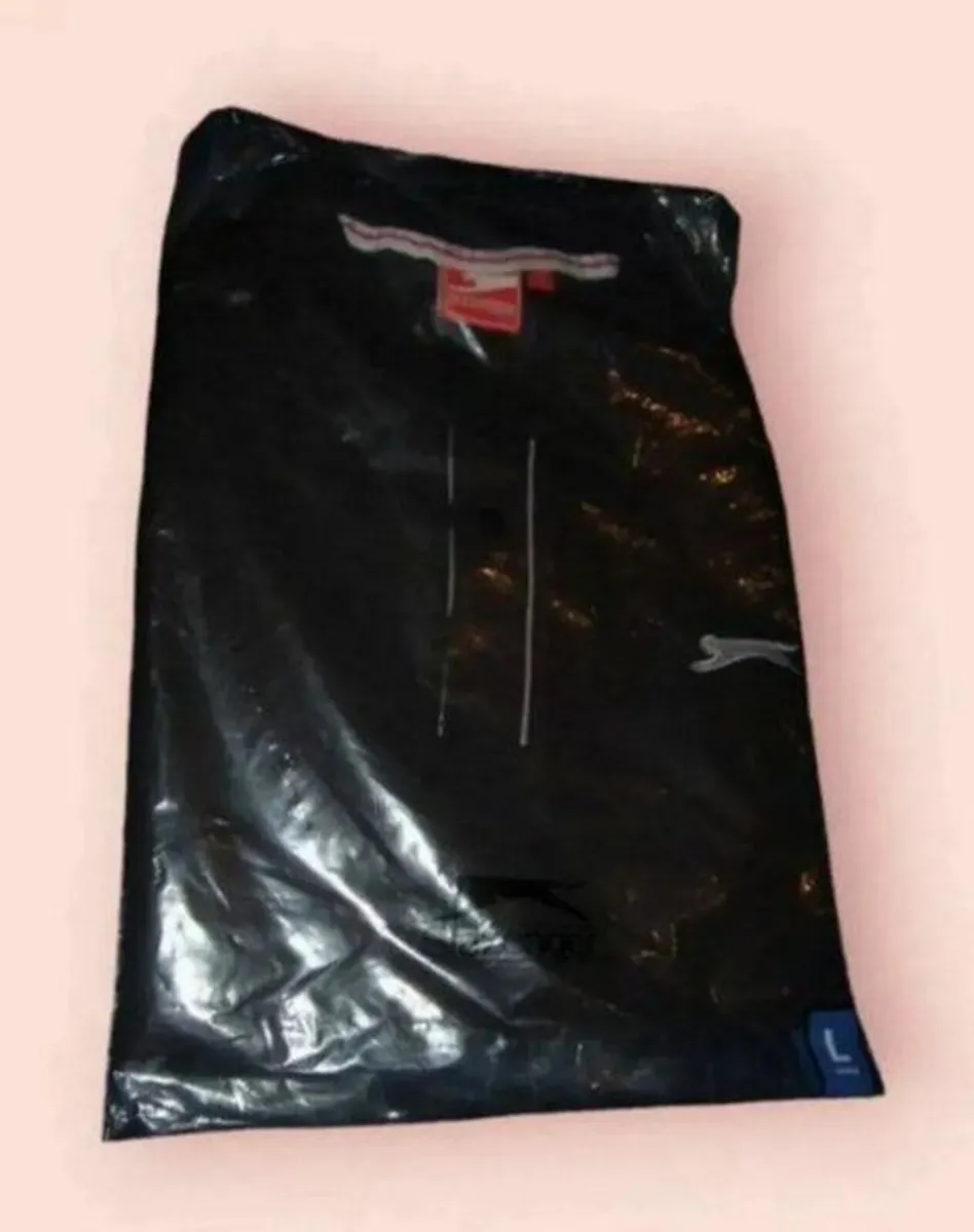 BNWT Slazenger Polo Shirt - Image 4