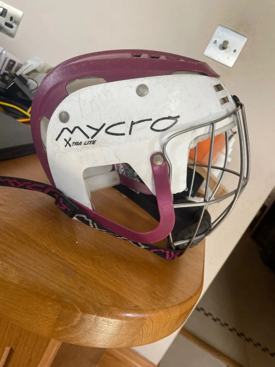 Helmet Mycro 2 Tone Maroon & White - Image 2