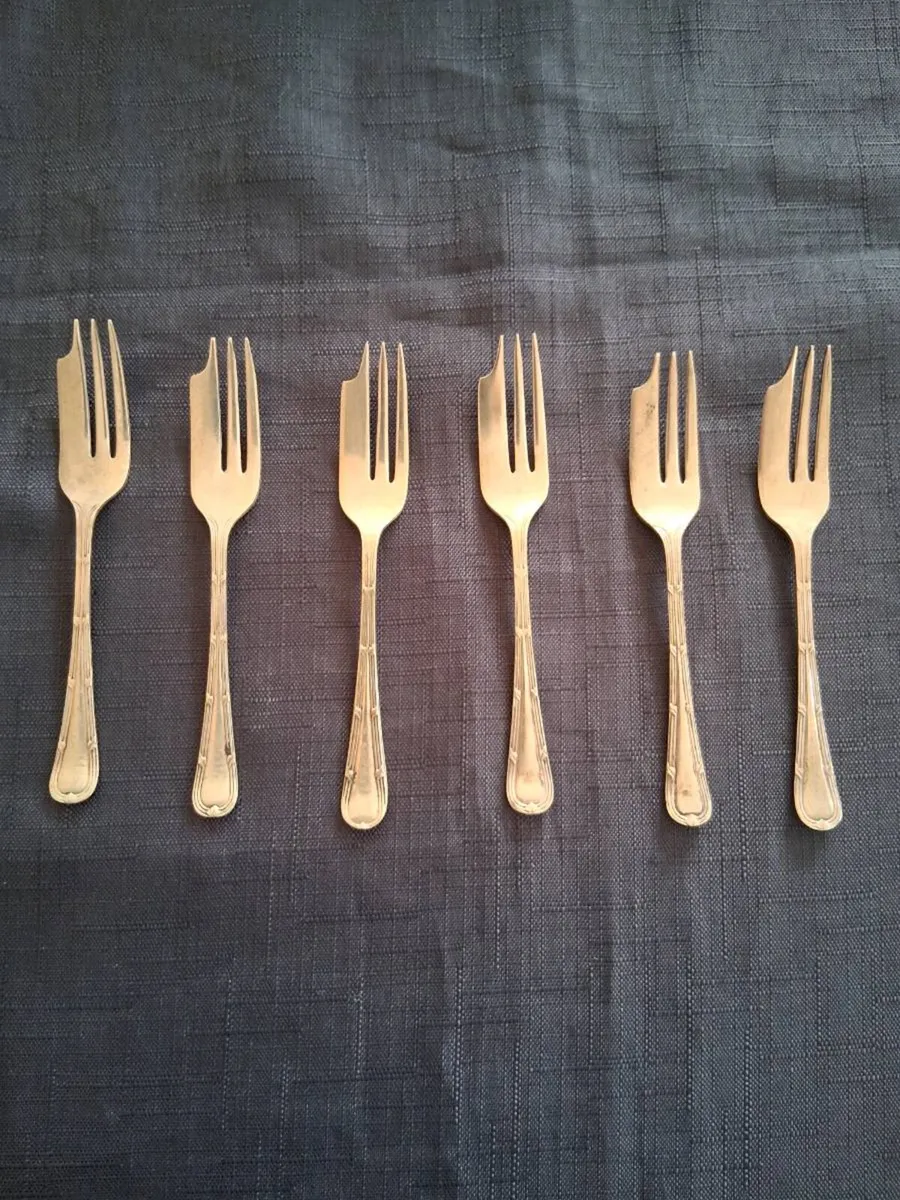 6 EPNS Cake Fork's - Image 1