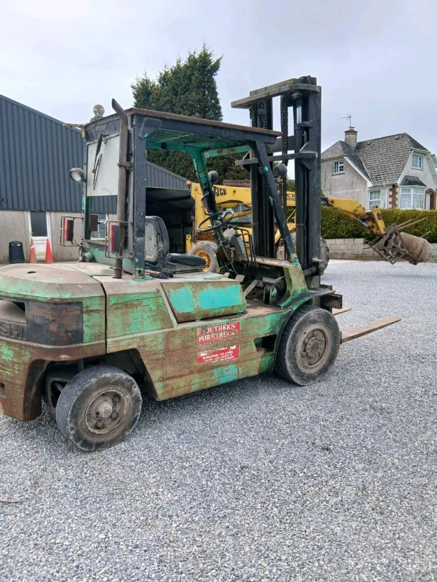 Mitsubishi forklift - Image 1