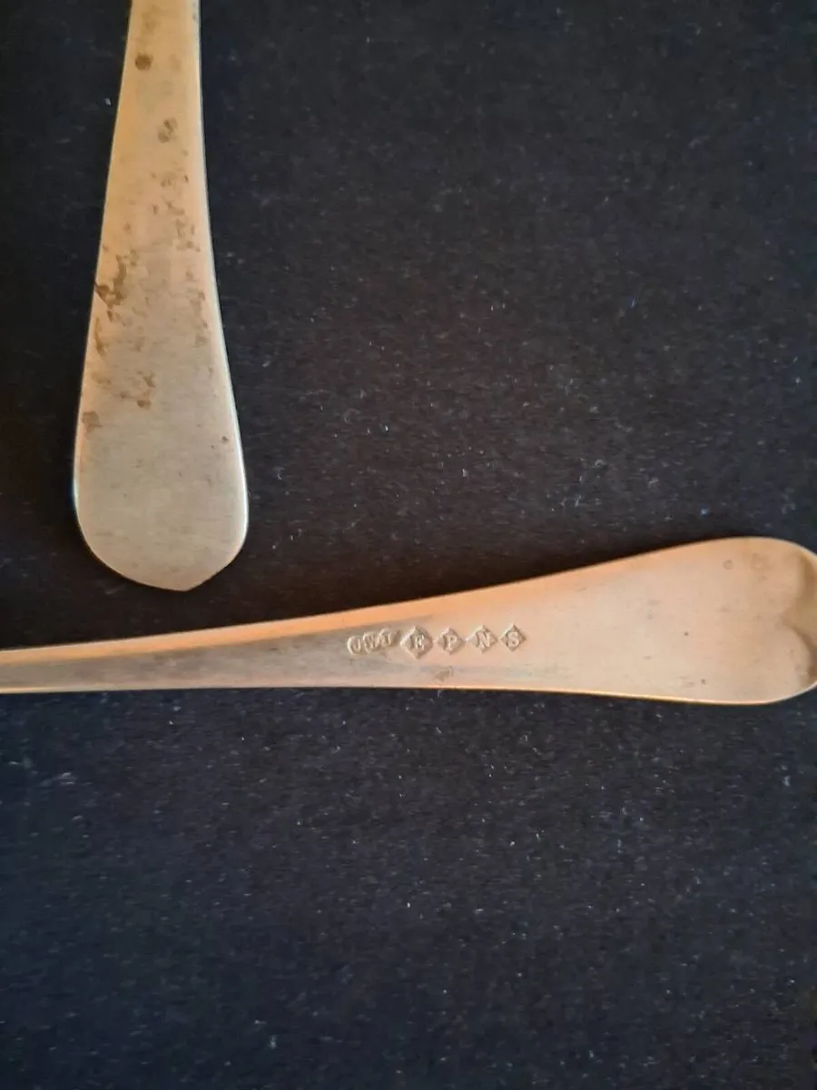 Gold Tone Salad Serving Spoons - Image 2