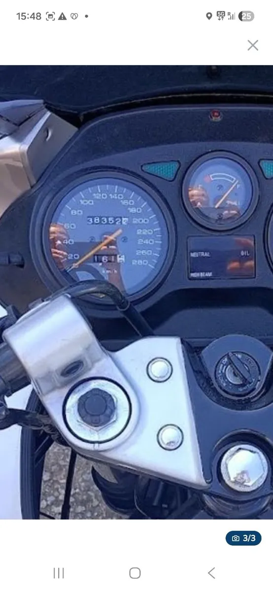 Suzuki GSX750F - Image 2