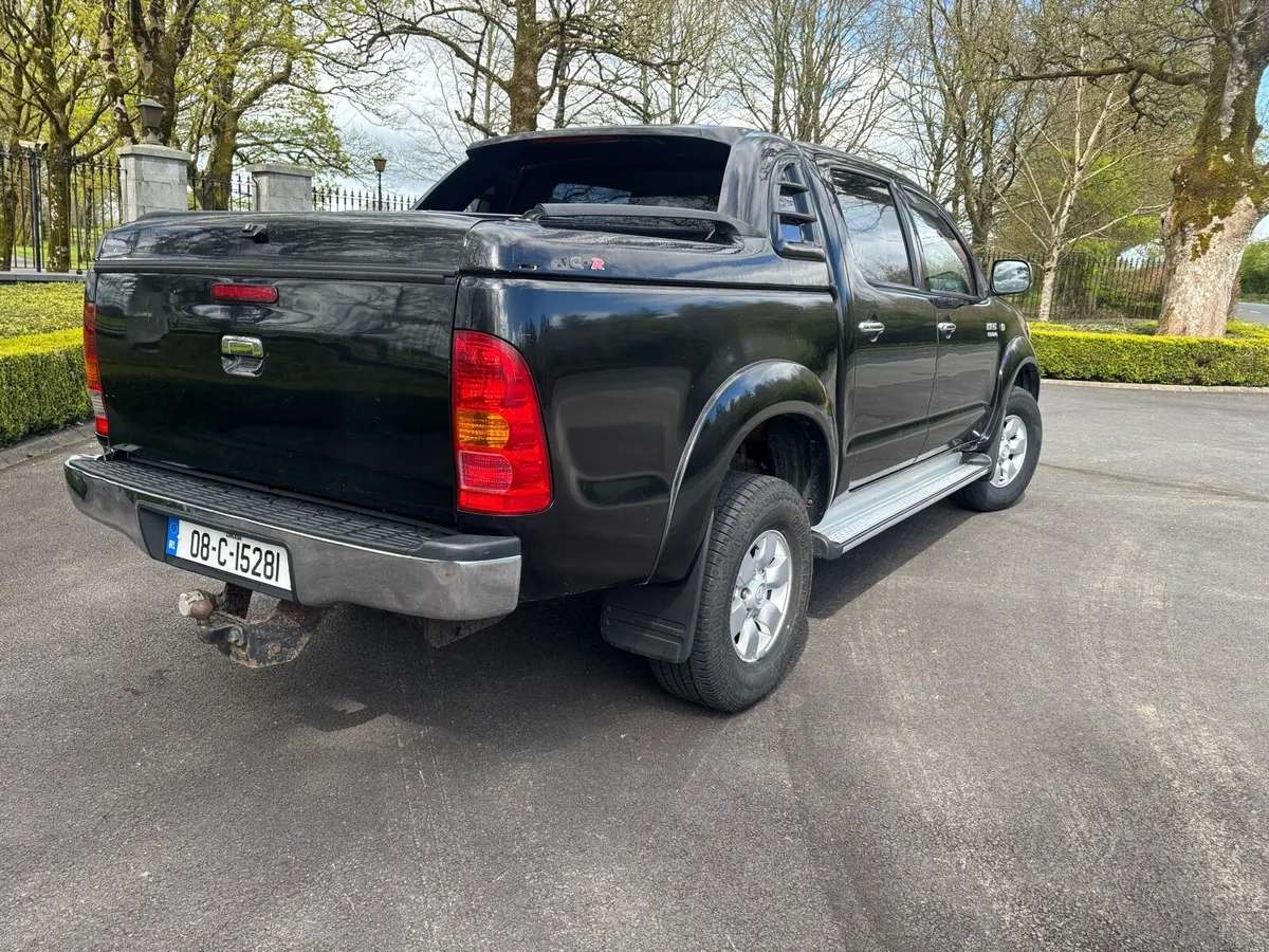 Toyota HiLux - Image 3