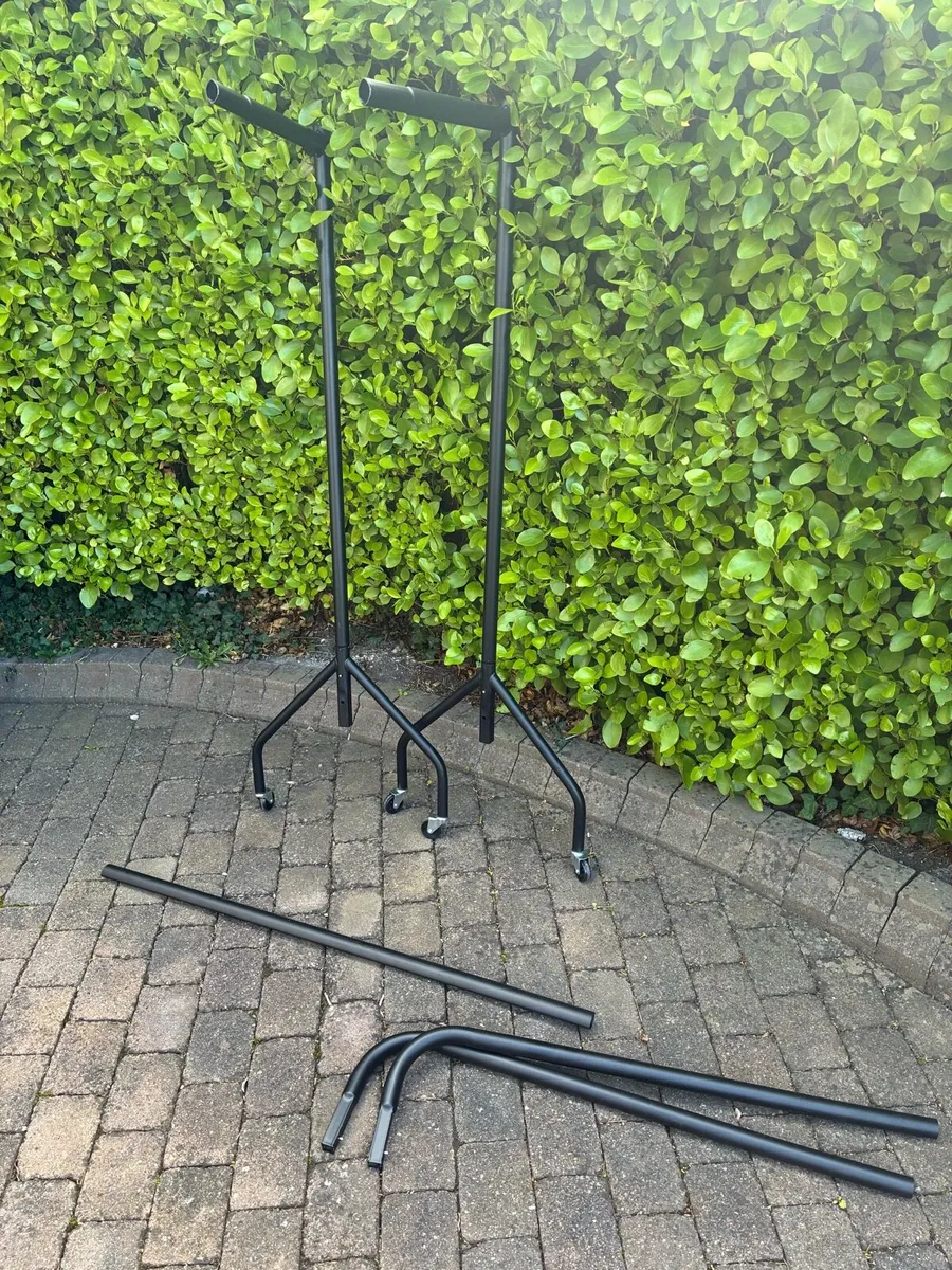 Heavy Duty Clothes Rail 6ft. - Image 1