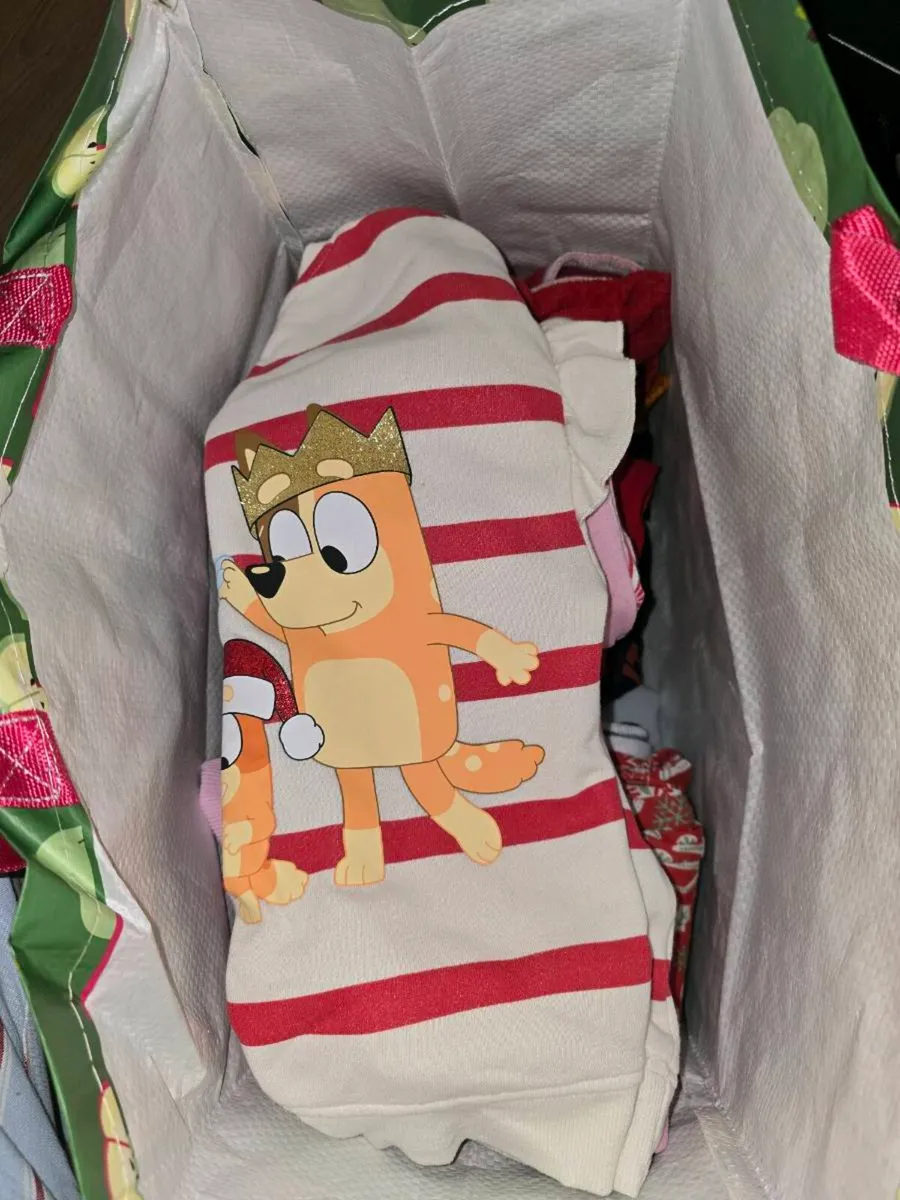 Kids clothes bundle - Image 4