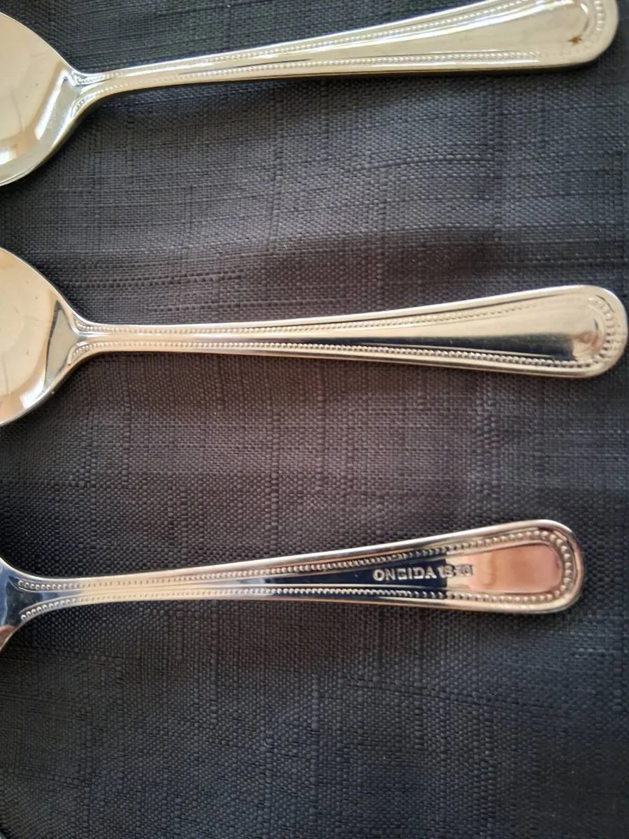 Selection Of Stainless Oneida Items - Image 4