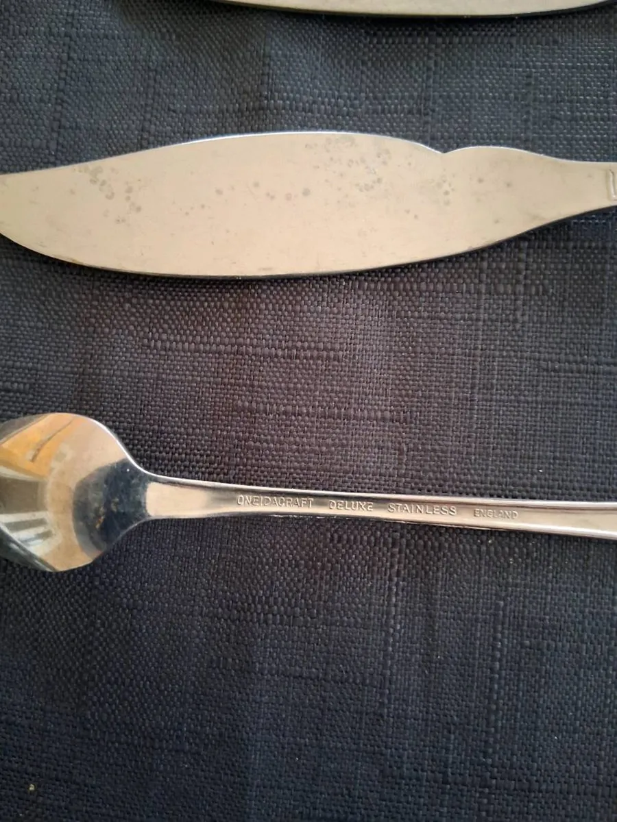 Selection Of Stainless Oneida Items - Image 2