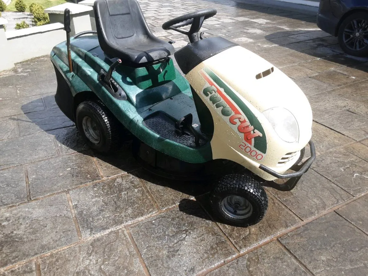 Rideon lawnmower - Image 1