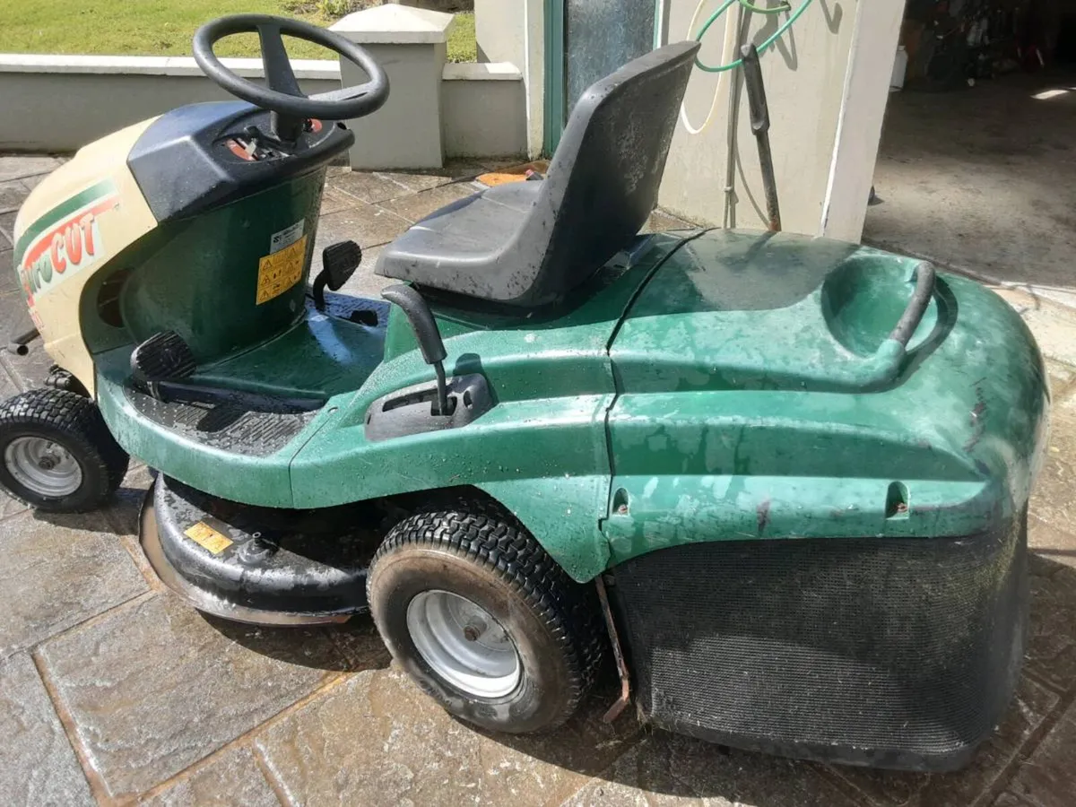 Rideon lawnmower - Image 3