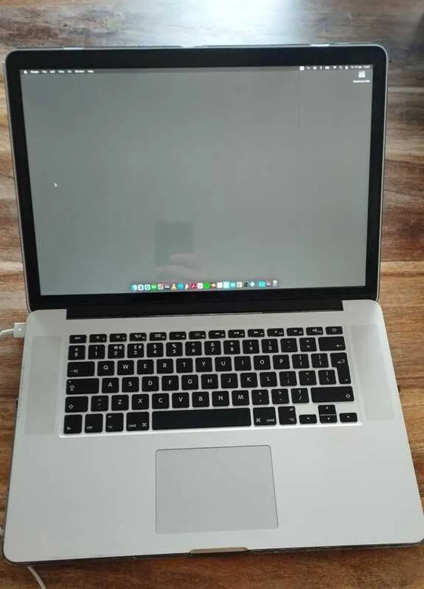 MacBook Pro 15 - parts - Image 1