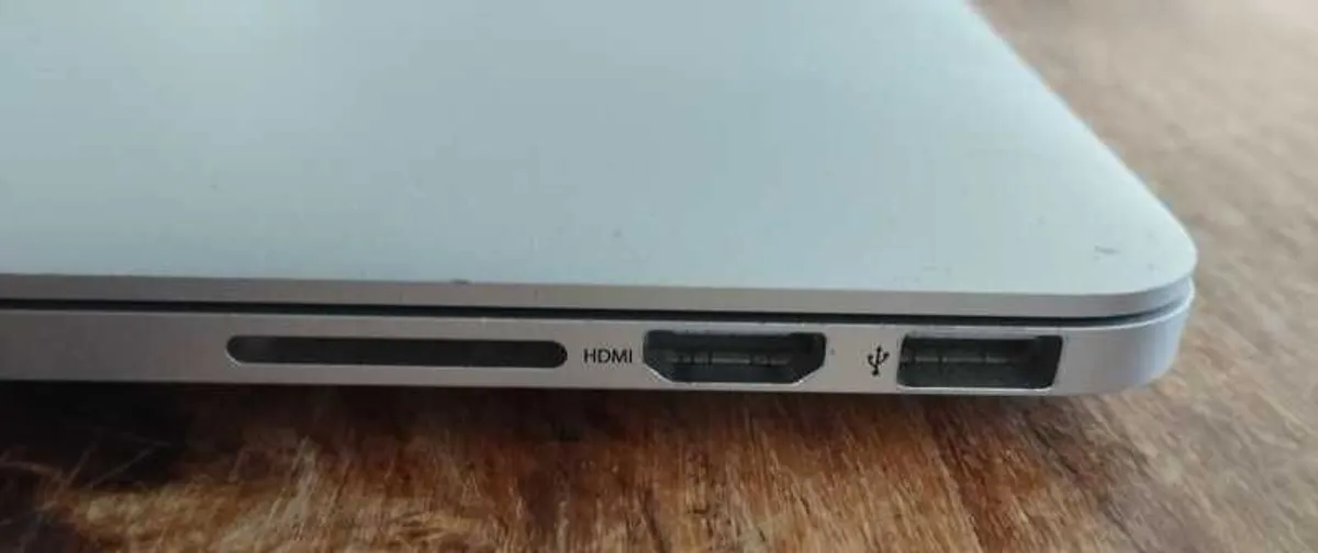 MacBook Pro 15 - parts - Image 3
