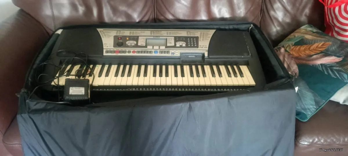 Yahama PSR 350 - Image 1