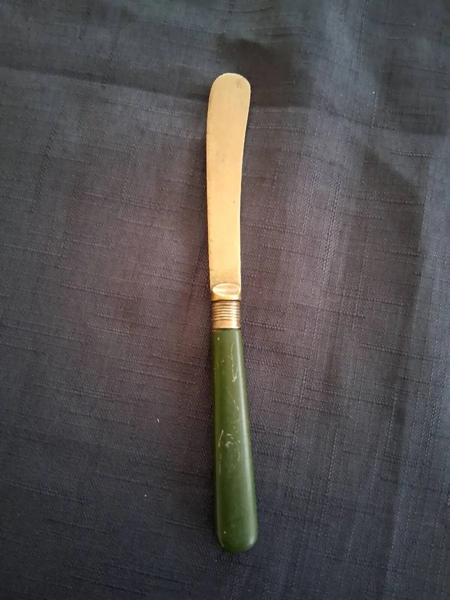 Silver Plated Butter/Cheese Knife - Image 1