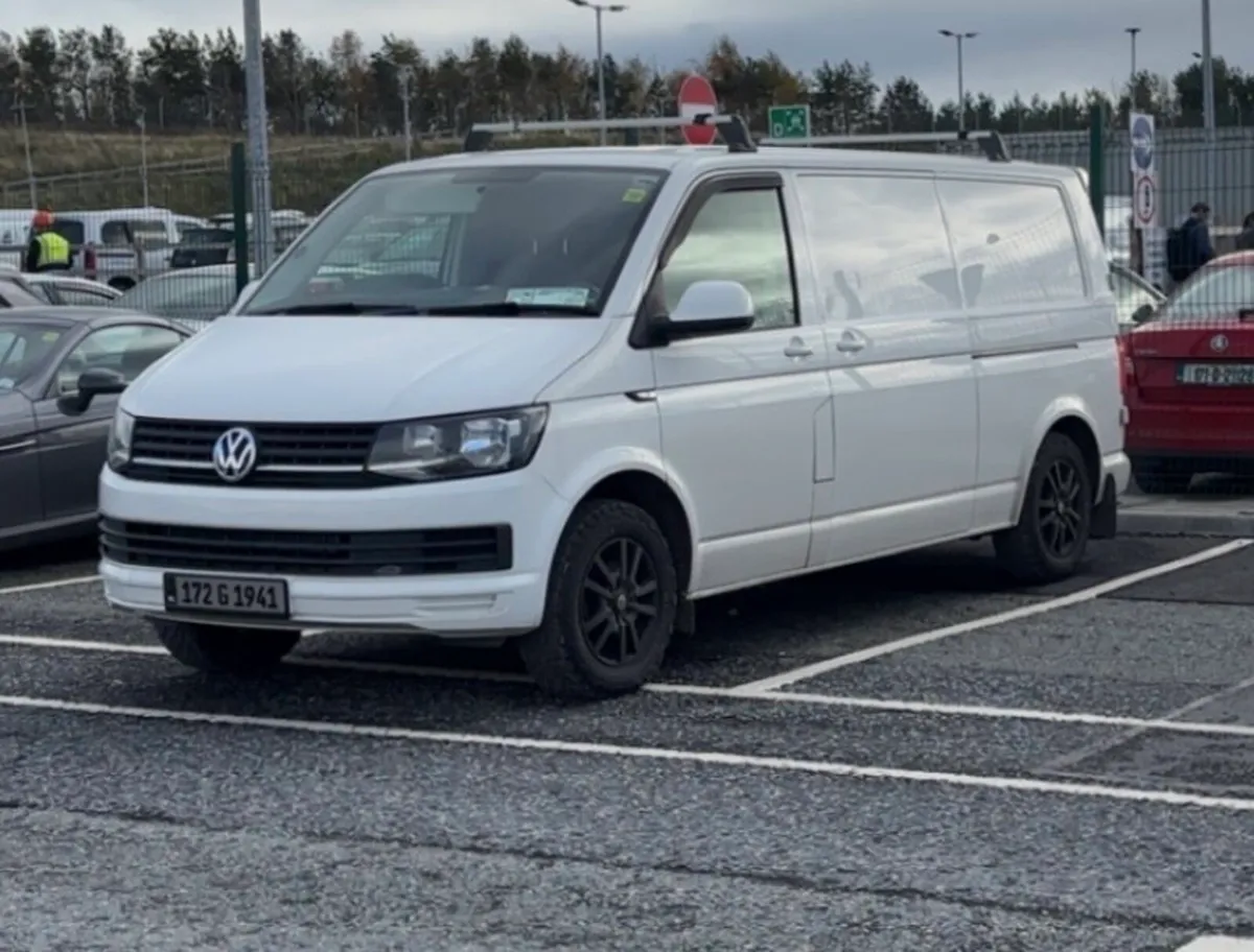 Volkswagen Transporter - Image 1