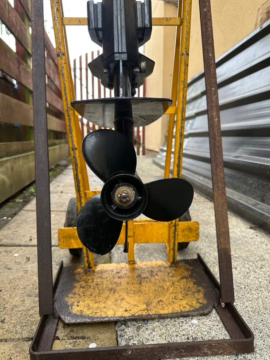 15hp Suzuki Outboard engine Long Shaft - Image 4