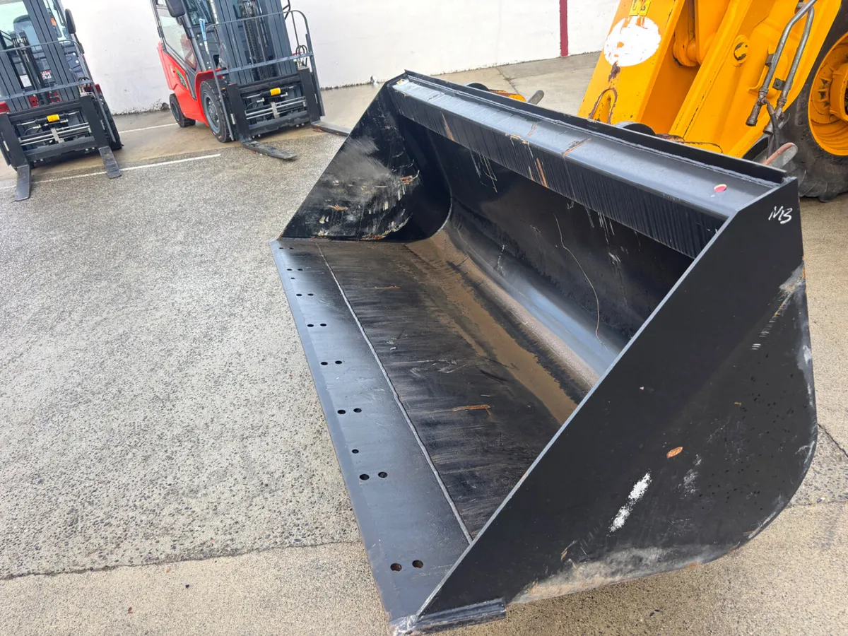 New 7.5 foot Strickland jcb bucket - Image 2