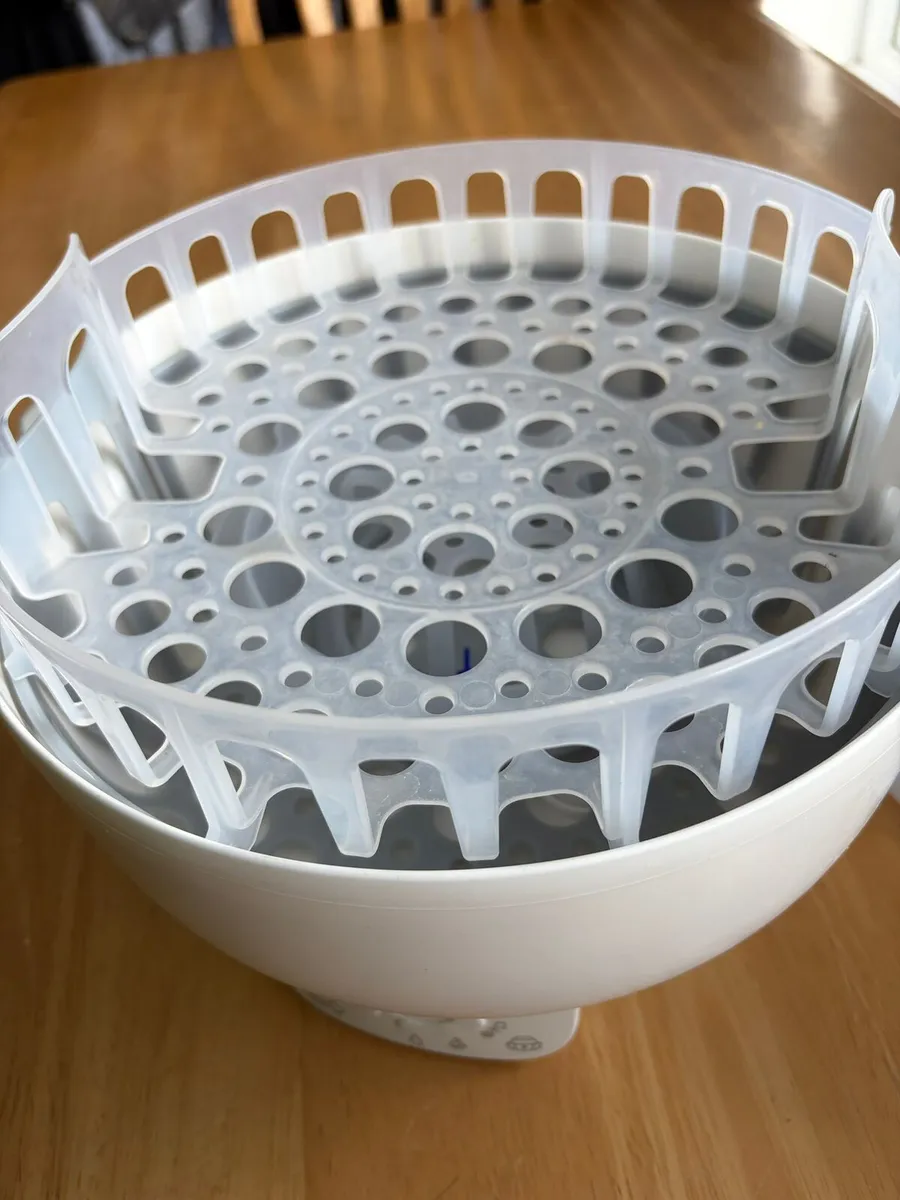 MAM Electric Baby Bottle Steriliser & Warmer - Image 4