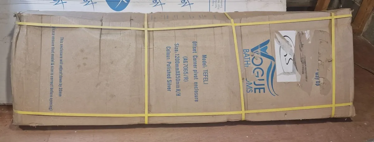 Shower door/panel - Image 2