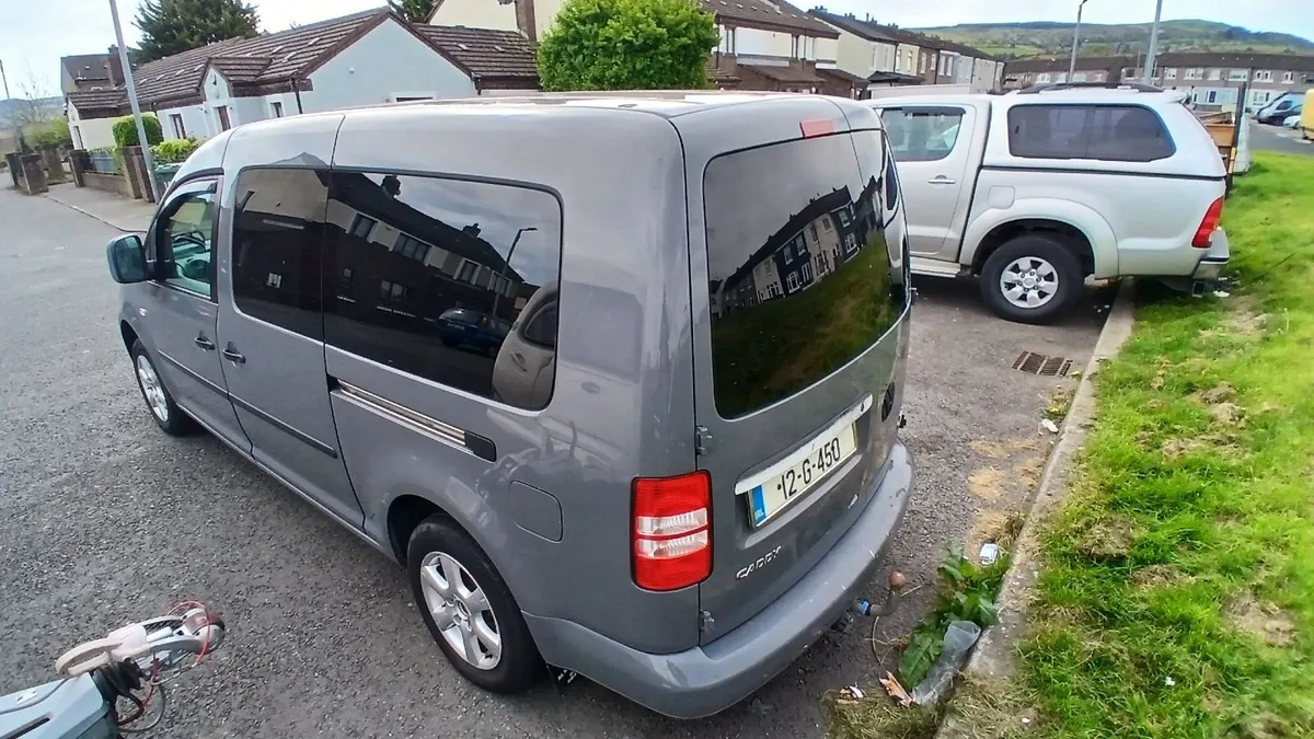 Volkswagen Caddy 2012 - Image 3