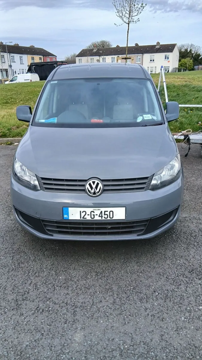 Volkswagen Caddy 2012 - Image 2