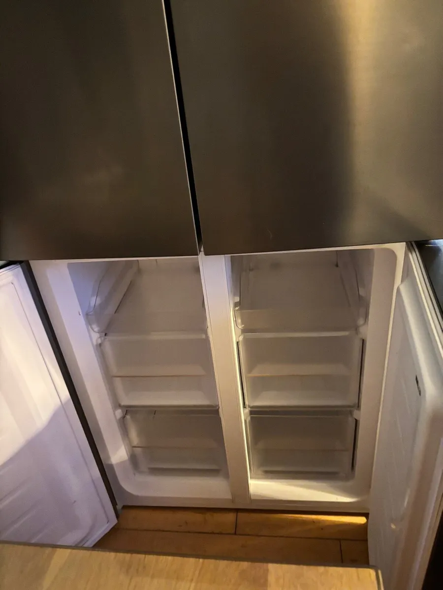 Fridge/freezer - Image 4