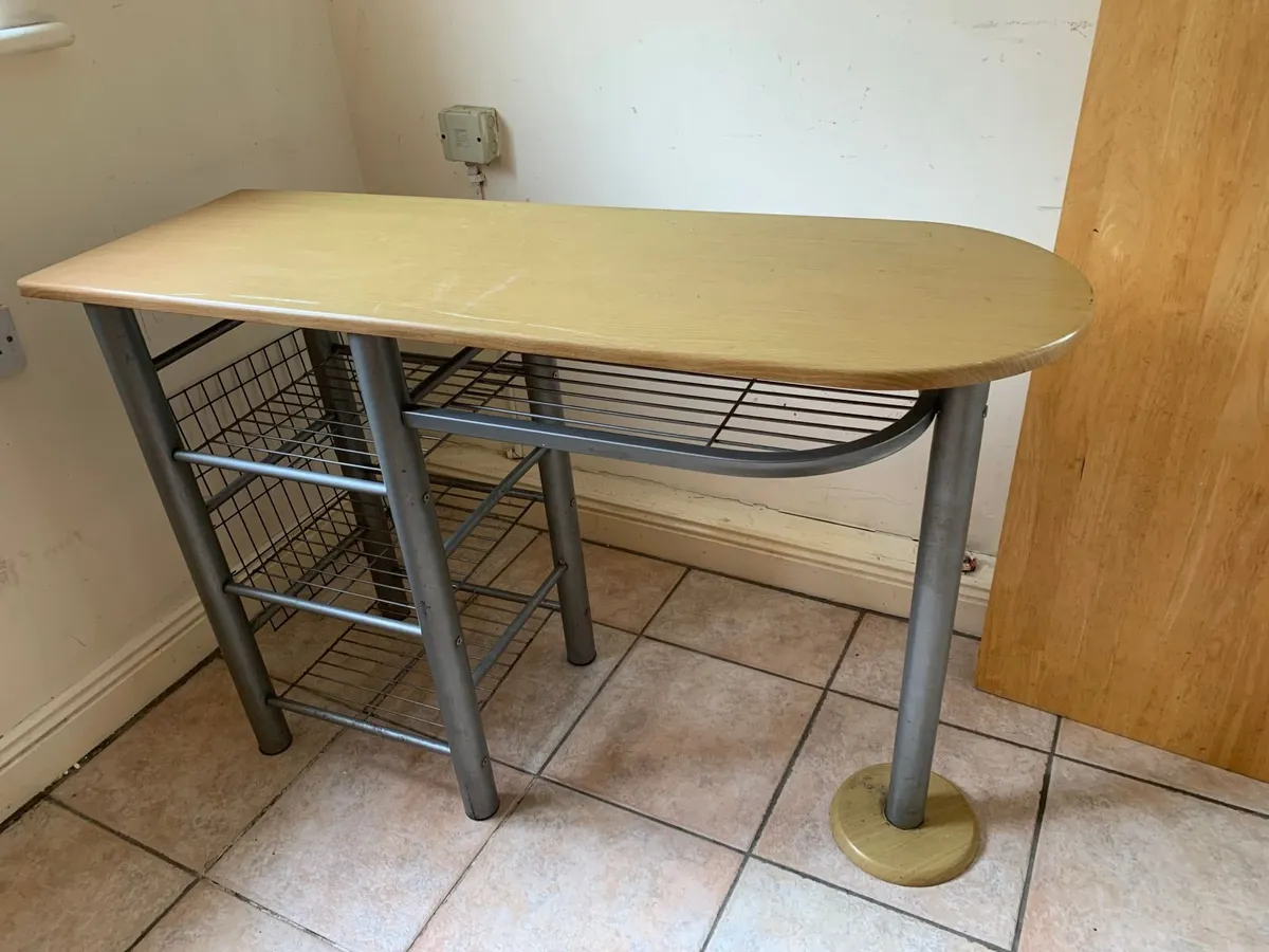 Kitchen island - Image 3