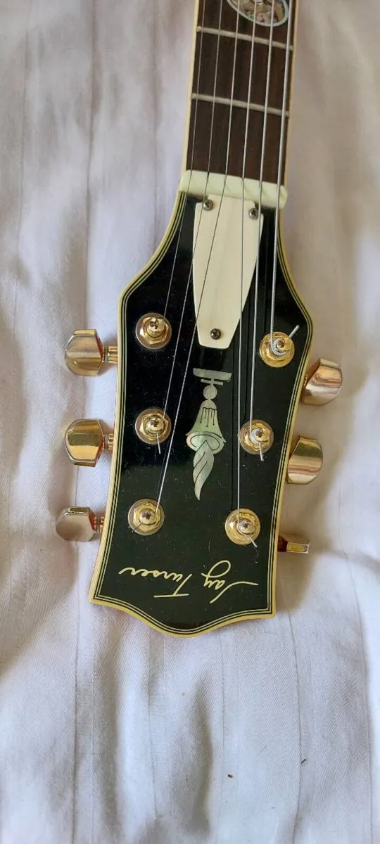 Electric guitar - Image 3