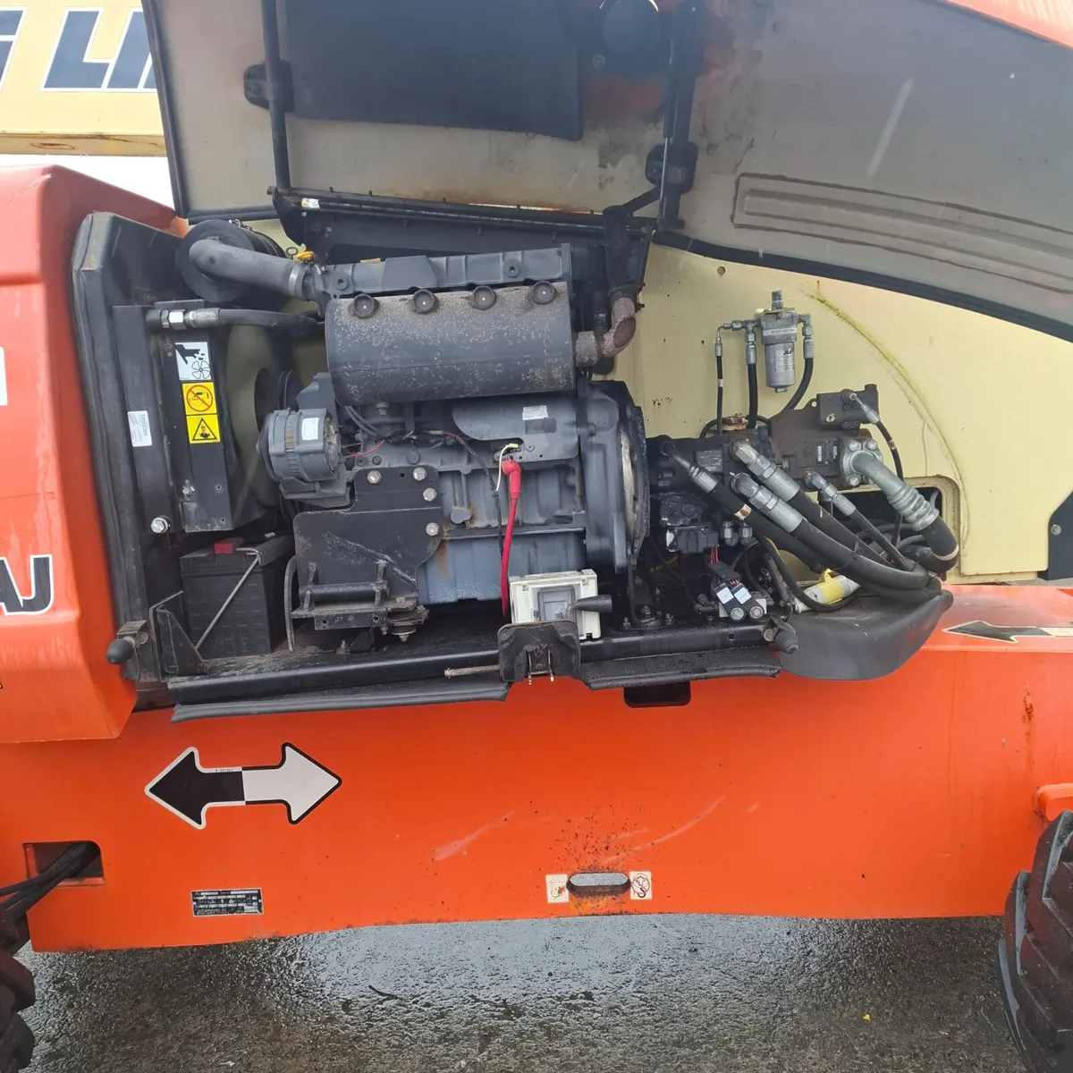 JLG 800AJ - 26m Artic Diesel Boom - Image 4