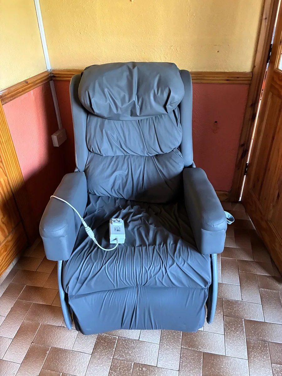 Configura Comfort Riser Recliner Armchair - Image 1