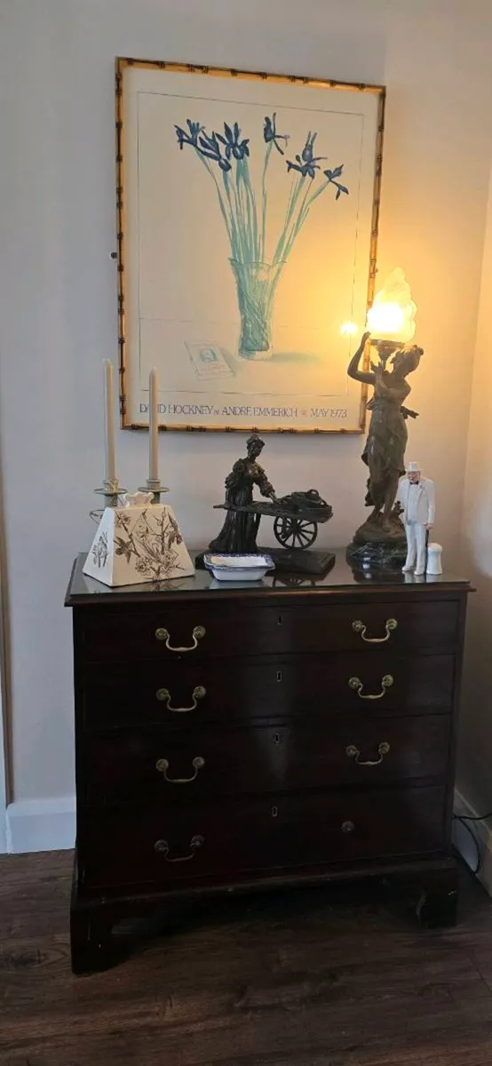 Antique Mahogany Chest of Drawers - Image 1