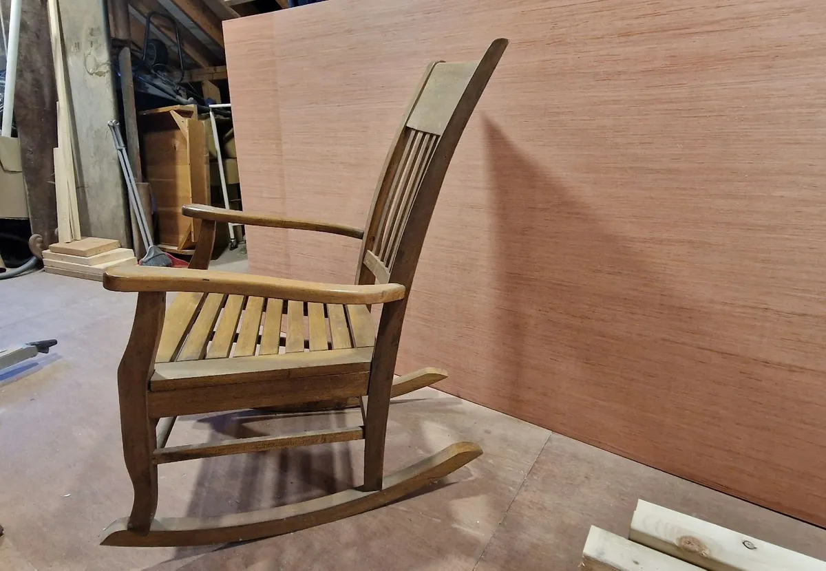Rocking chair - Image 2