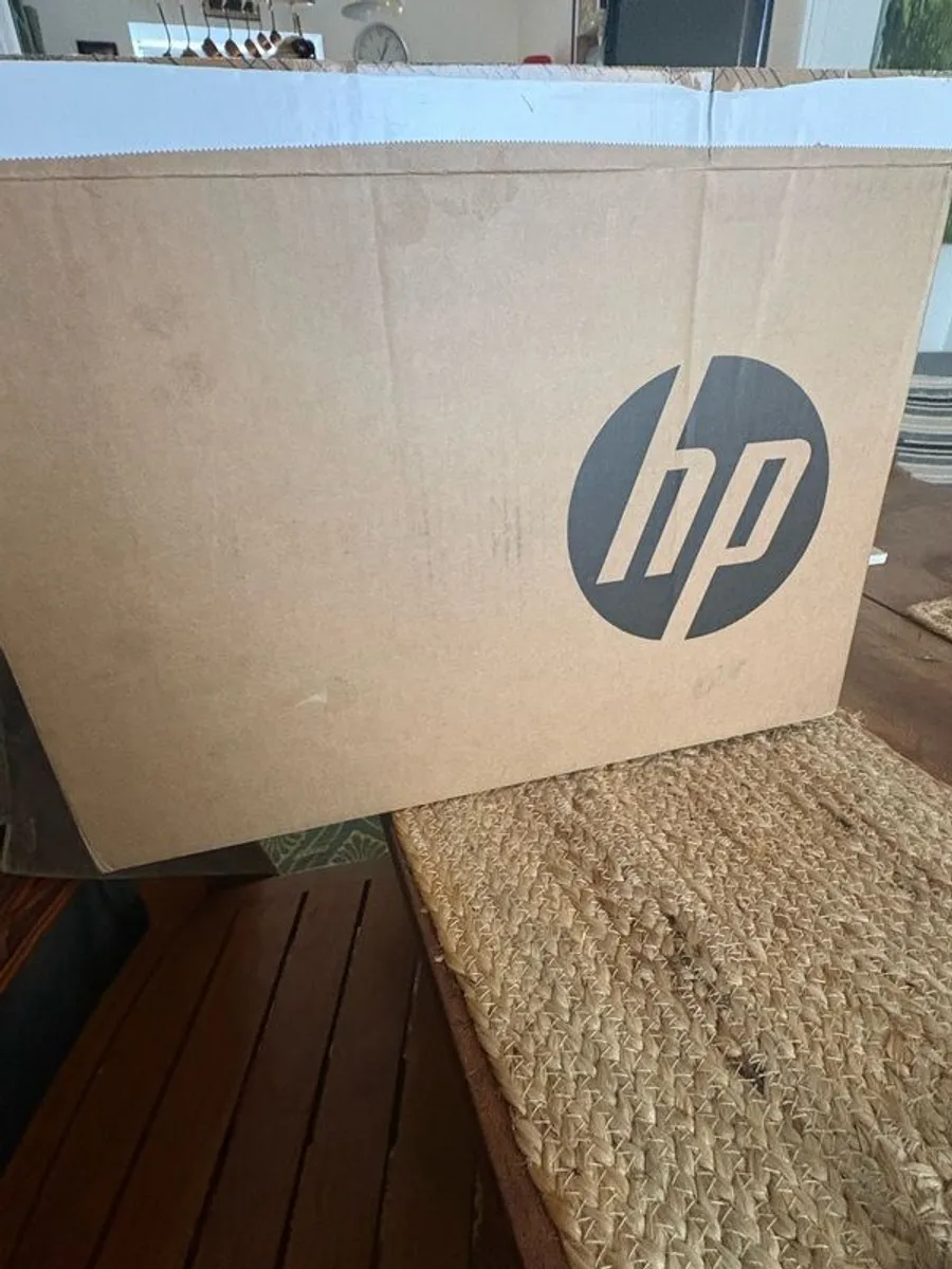 HP Pavillion Laptop - Image 2