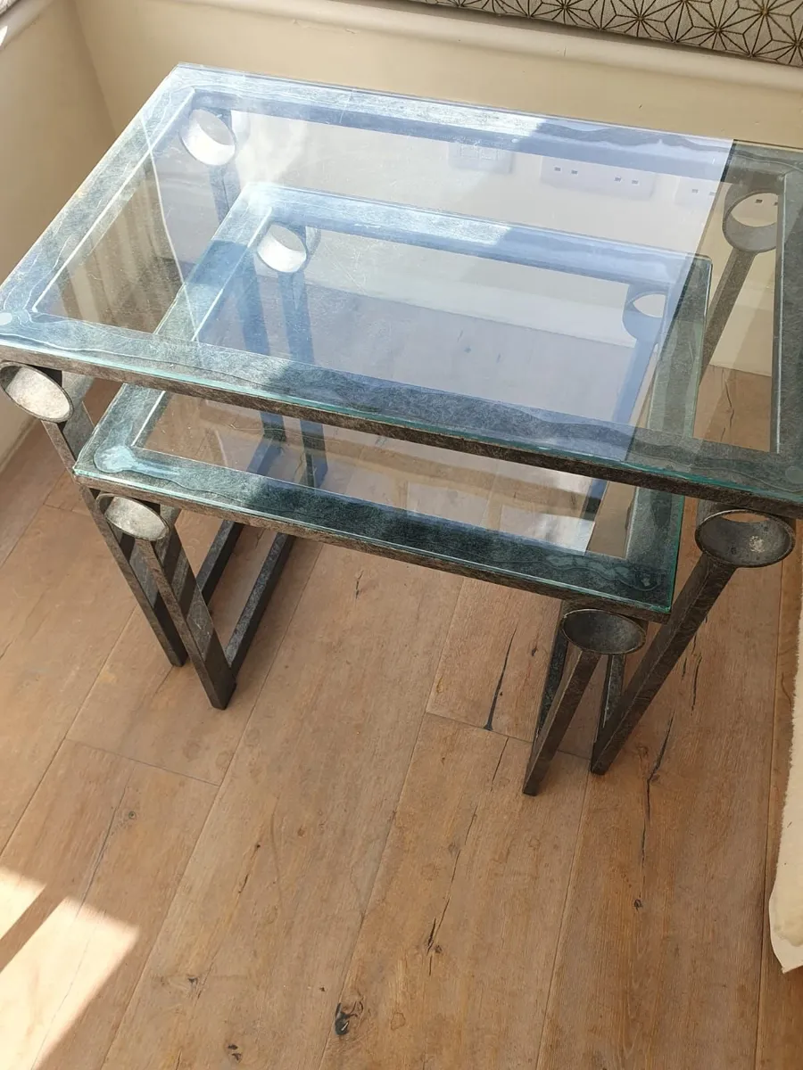Glass top pair of coffee tables - Image 1
