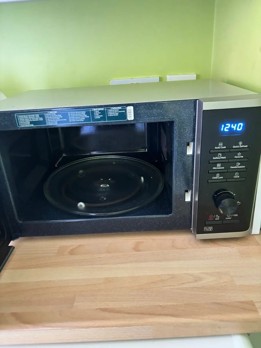 Microwave - Image 2